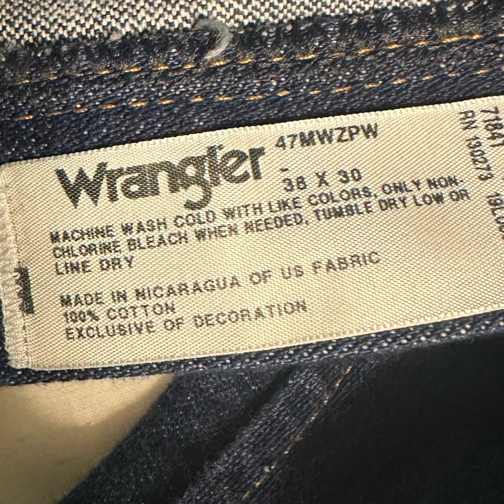 Men’s Wrangler Jeans